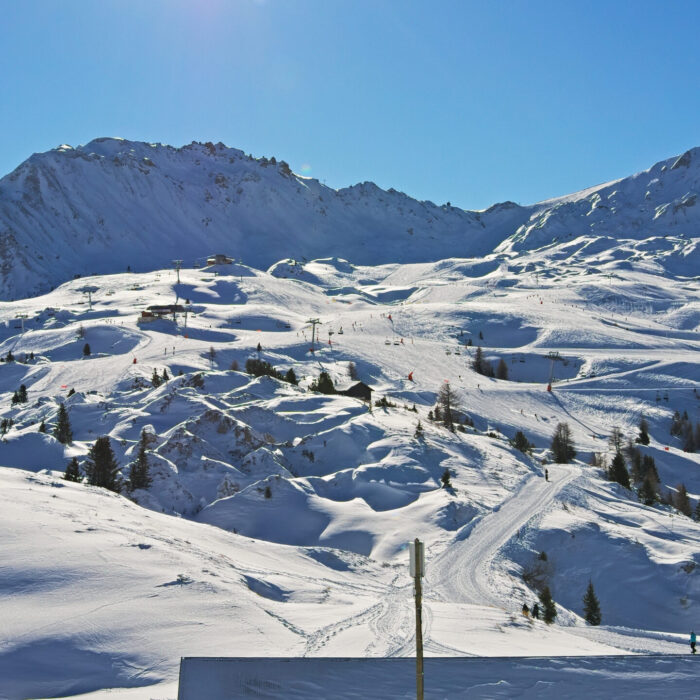 2017.01.20.-51-Paradiski-La_Plagne-Piste_bretelle_trieuse--Blick_Richtung_La_Grande_Rochette